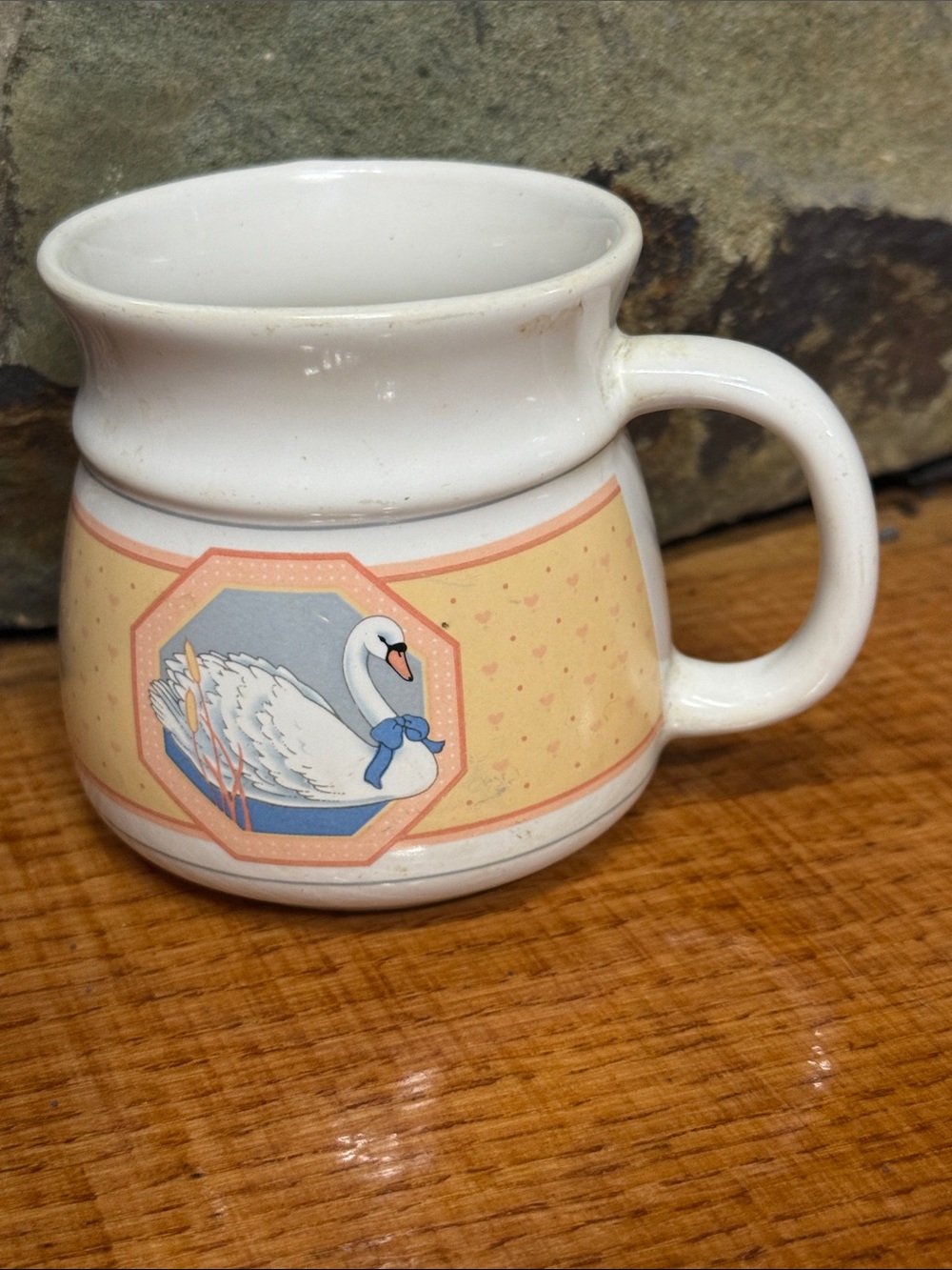 White Ceramic Swan Accent Mug with Pale Yellow Band